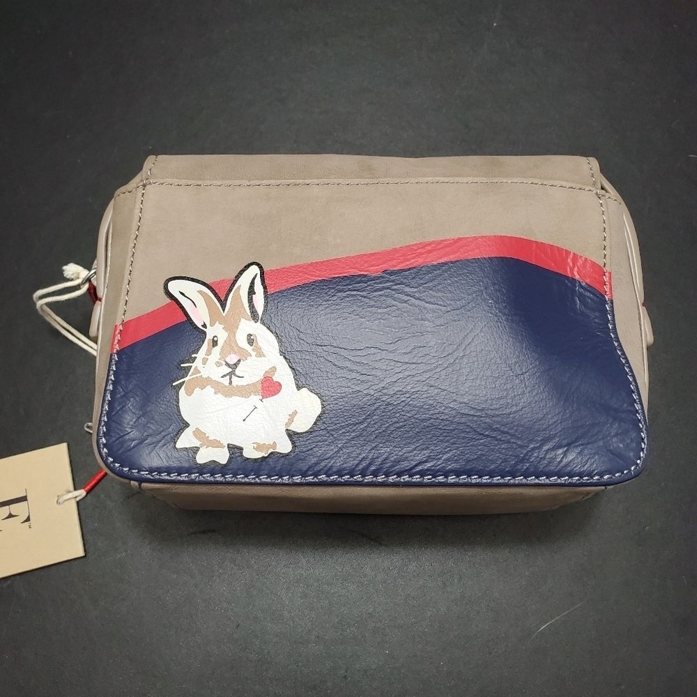 Ellen DeGeneres bunny make up bag